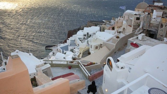 «Σεισμο-ηφαιστειακή κρίση στη Σαντορίνη: Ένας χρόνος μετά»