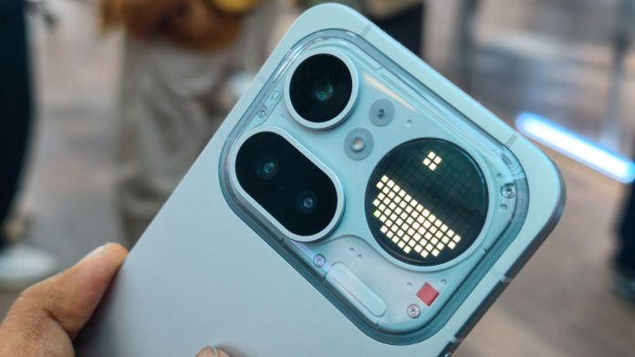 Τίποτα δεν δίνει στα τηλέφωνά του μια βασική φωνή για να εισάγουν πιο έξυπνες μεταγραφές