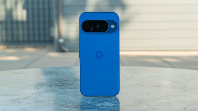 Το Google Pixel 10 μόλις επέστρεψε στη χαμηλότερη τιμή του με έκπτωση 31% στο Amazon