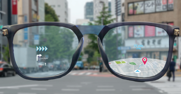 Η Apple ρίχνει όλο το βάρος στα smart glasses