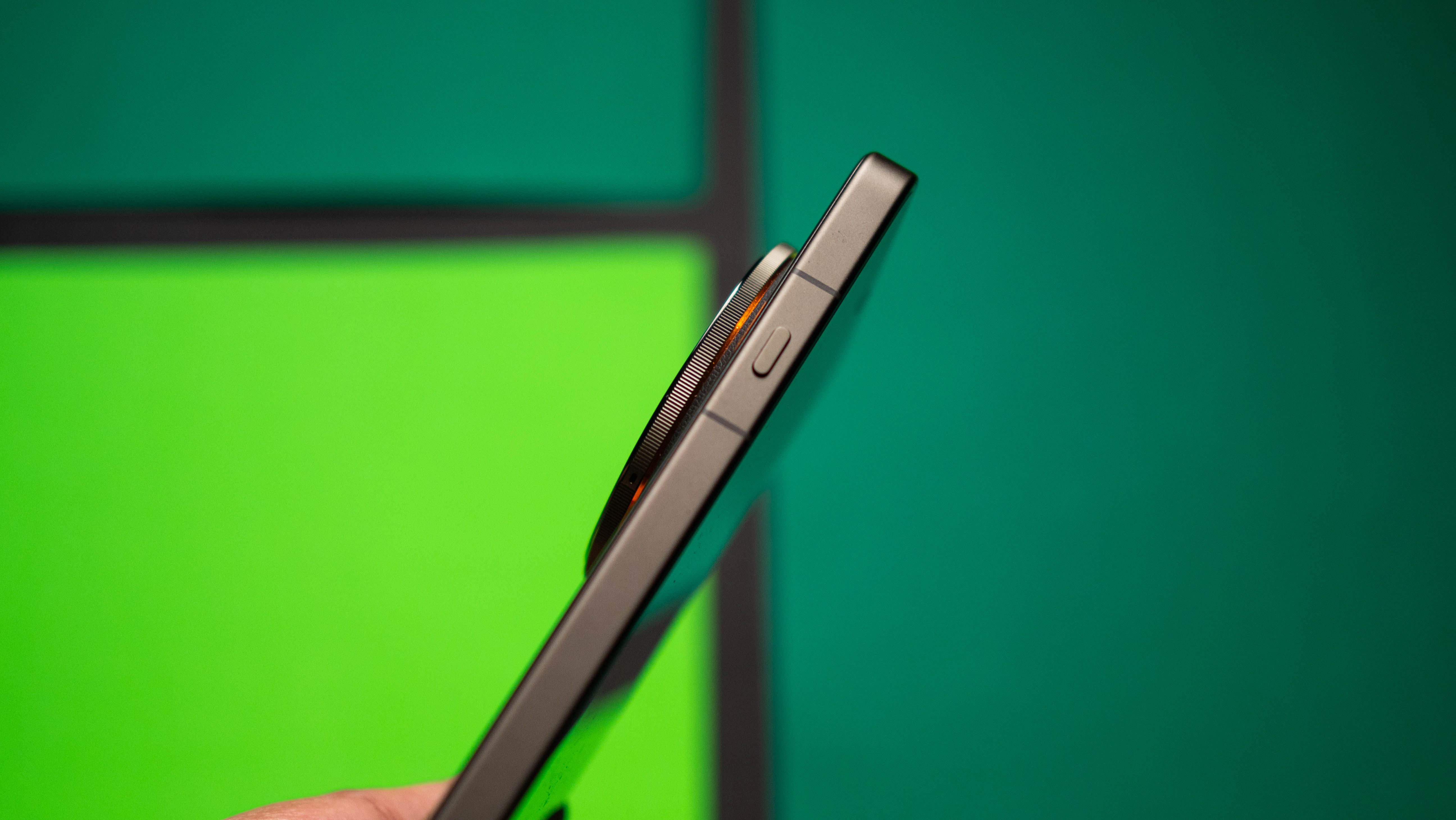 OPPO Find X9 Ultra review photos