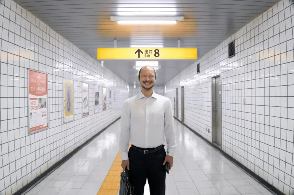 «Ανατρεπτικός σκηνοθέτης του Exit 8: Διαλύει τα όρια ταινίας-παιχνιδιού!» «Ανατρεπτικός σκηνοθέτης του Exit 8: Διαλύει τα όρια ταινίας-παιχνιδιού!»