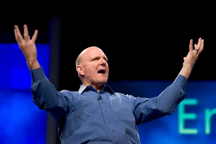 Ο Steve Ballmer κατακρίνει τον ιδρυτή που υποστήριξε, ο οποίος ομολόγησε την ενοχή του για απάτη: «Με εξαπατούσαν και αισθάνομαι ανόητος»