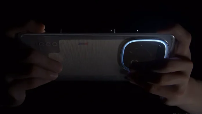 iQOO: Προετοιμάζει ναυαρχίδα με Dimensity 9500 και μπαταρία 8.000 mAh