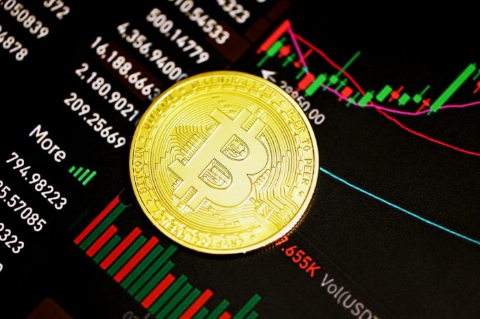 Το Bitcoin πέφτει κάτω από τα 76.000 $ πριν από τη βασική απόφαση για το επιτόκιο της Fed
