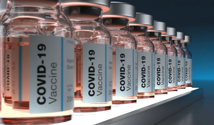 Μόλις εγκρίθηκε στην Ευρώπη το νέο συνδυαστικό εμβόλιο Covid και γρίπης