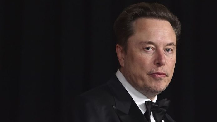 Ο Elon Musk είπε στους ενόρκους ότι στόχος του είναι να σώσει την ανθρωπότητα