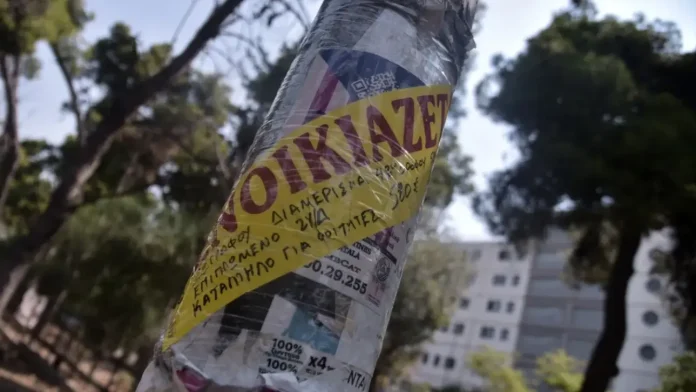 Τρία ενοίκια πίσω σε έναν χρόνο για εκπαιδευτικούς, γιατρούς και νοσηλευτές