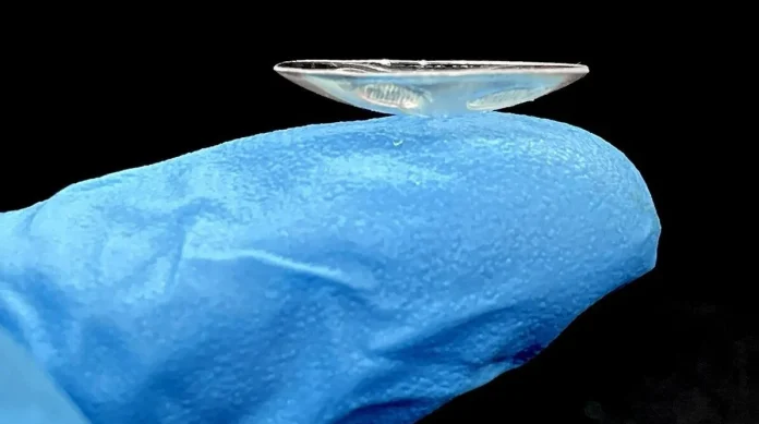 Έξυπνος φακός επαφής χωρίς ηλεκτρονικά μετρά την πίεση και χορηγεί φάρμακο για το γλαύκωμα - Επιστήμη