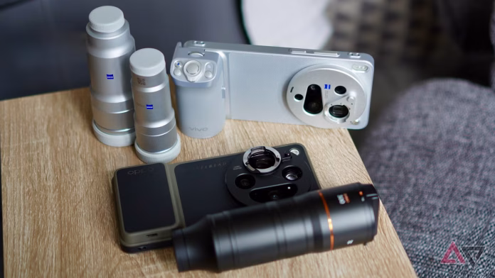 Η Oppo και η Vivo μάχονται για να δείξουν ποιο κιτ αξεσουάρ τηλεφώνου άγριας κάμερας είναι το καλύτερο