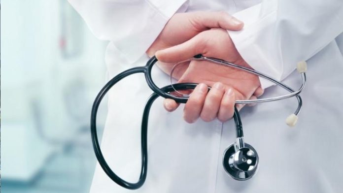 «Μετανάστευση Ιατρών: Από Απώλεια σε Ευκαιρία Επιστροφής»