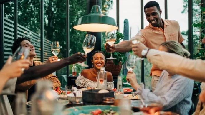 Η επιστήμη της διοργάνωσης του τέλειου δείπνου