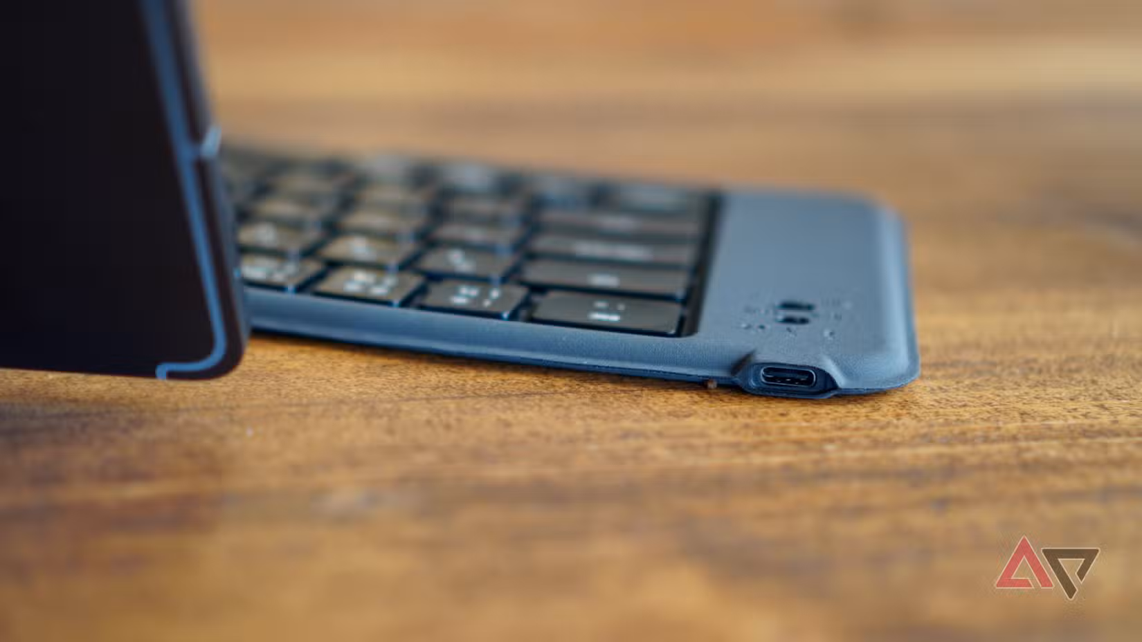 Θύρα USB του Keychron B11 Pro