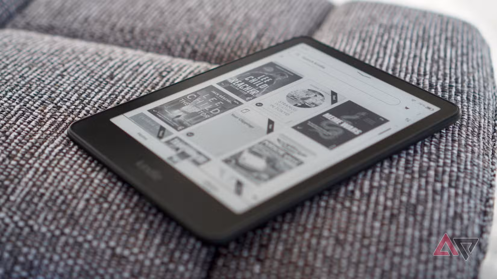 Η πλευρά του Amazon Kindle Paperwhite (2024)