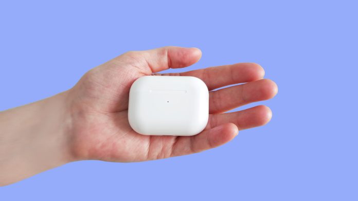 Είναι ασφαλές να φορτίζετε τα AirPods σας κατά τη διάρκεια της νύχτας;