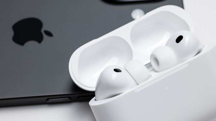 Η πραγματική ανταλλαγή πίσω από την αγορά φθηνών ακουστικών αντί για Premium