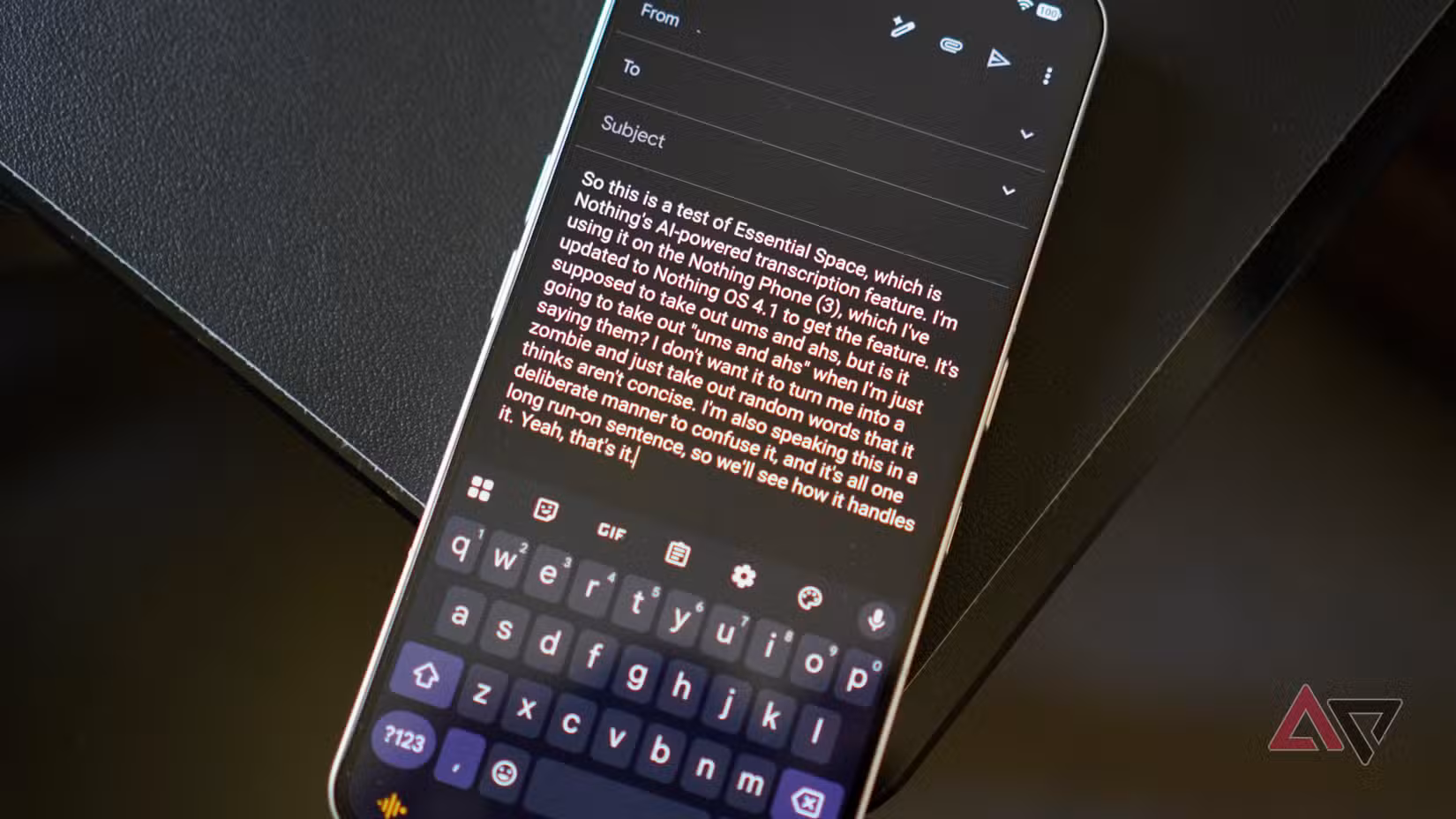 Το κείμενο μεταγράφηκε χρησιμοποιώντας το Nothing's Essential Voice