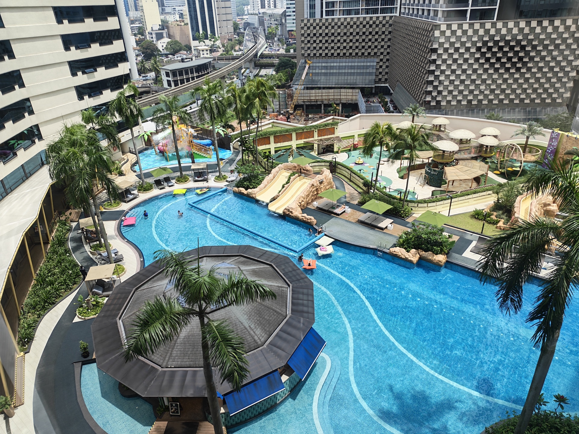 Ζουμ εικόνα που τραβήχτηκε στην Κουάλα Λουμπούρ στο Honor 600 Pro