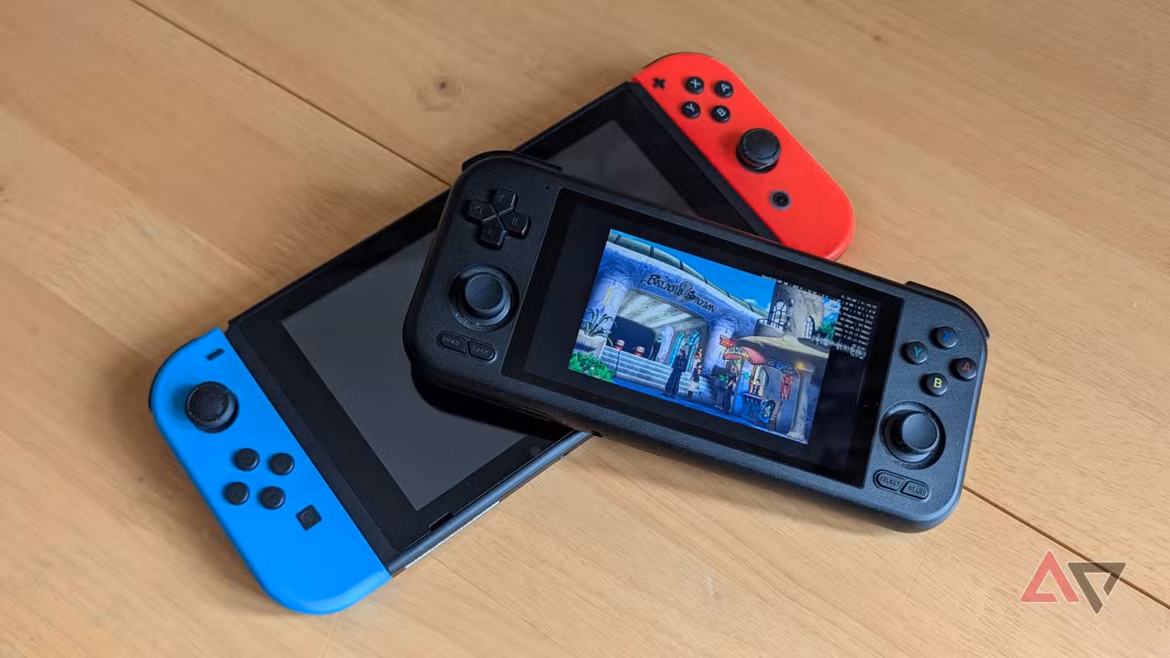 Το Retroid Pocket 4 Pro βρίσκεται σε γωνία σε ένα Nintendo Switch.