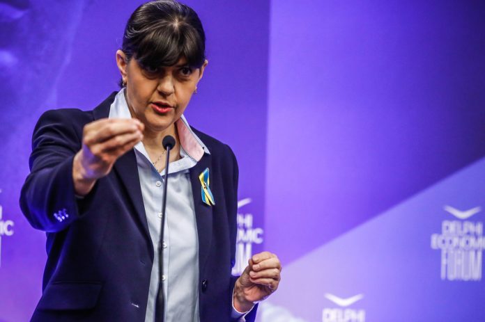 Διαβάστε στο «Π»: Στο στόχαστρο οι συμβάσεις της πανδημίας