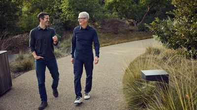 tim cook John ternus apple διευθύνων σύμβουλος