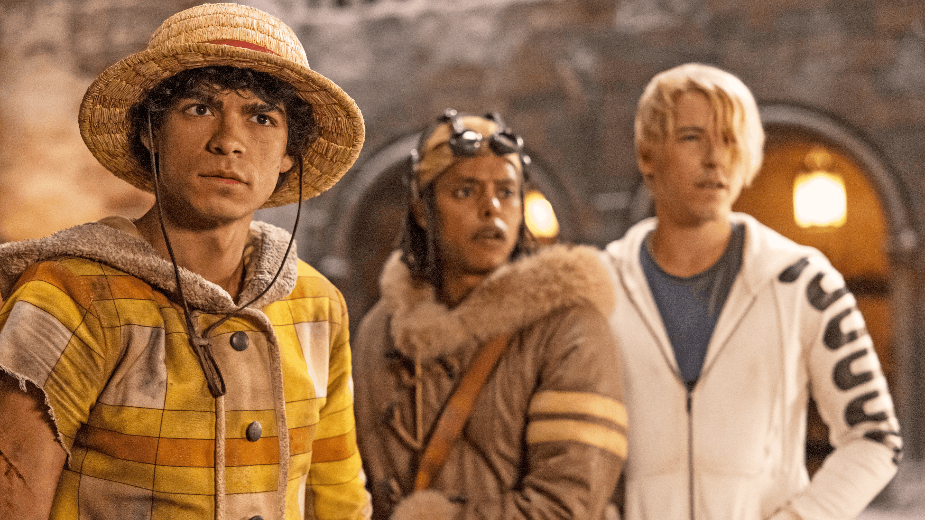 (L to R) Στο̃aki Godoy ως Monkey D. Luffy, Jacob Romero ως Usopp, Taz Skylar ως Sanji στη σεζόν 2 του "Μονοκόμματος."