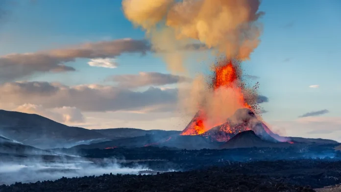 Τι θα συνέβαινε αν το «υπερηφαίστειο» του Yellowstone εκραγεί σήμερα; Τι θα συνέβαινε αν το «υπερηφαίστειο» του Yellowstone εκραγεί σήμερα;