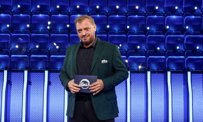 «Τέλος» ο Φερεντίνος από ΣΚΑΪ; Τα δεδομένα που αλλάζουν τα πάντα