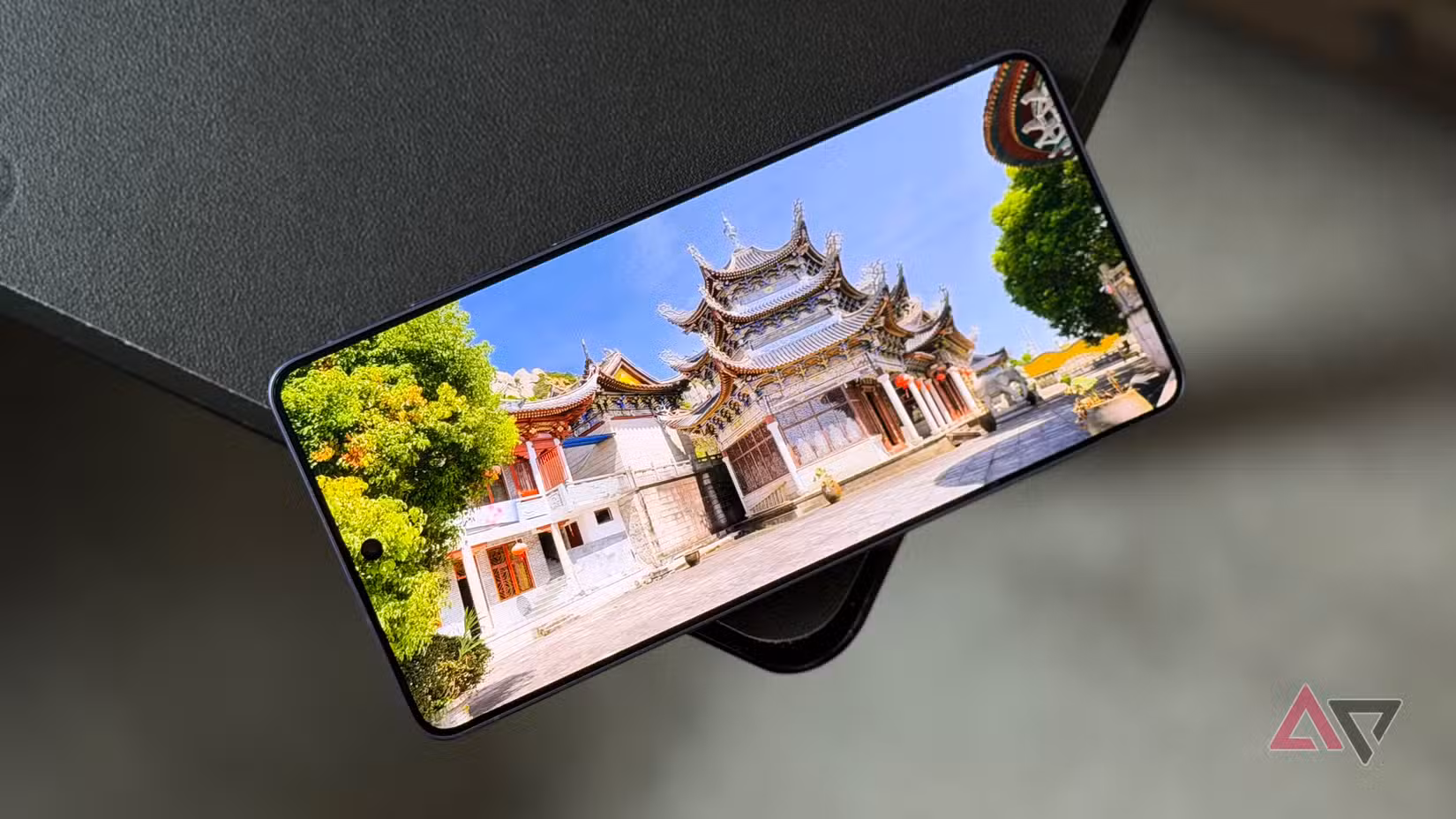Video playing on the Samsung Galaxy S26 Ultra